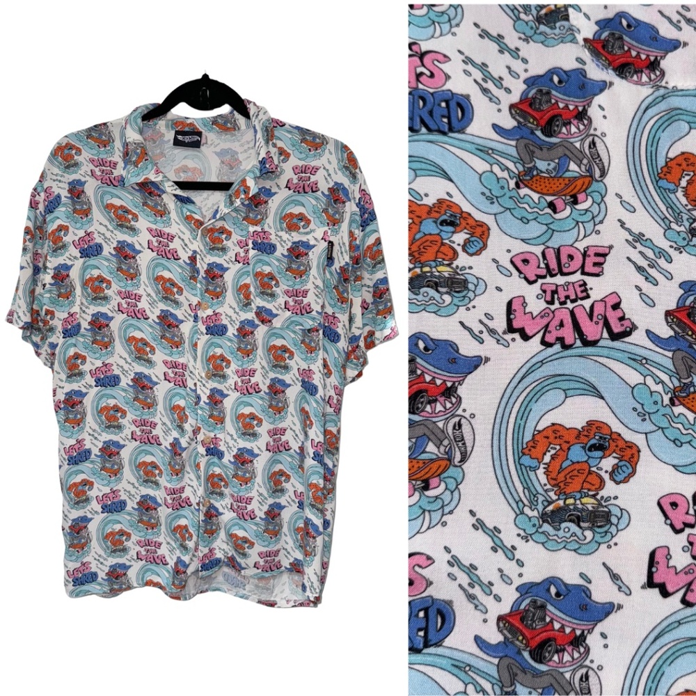 HOT WHEELS "Ride the Wave" Graphic Button Down Short Sleeve Shirt Surfing Men’s